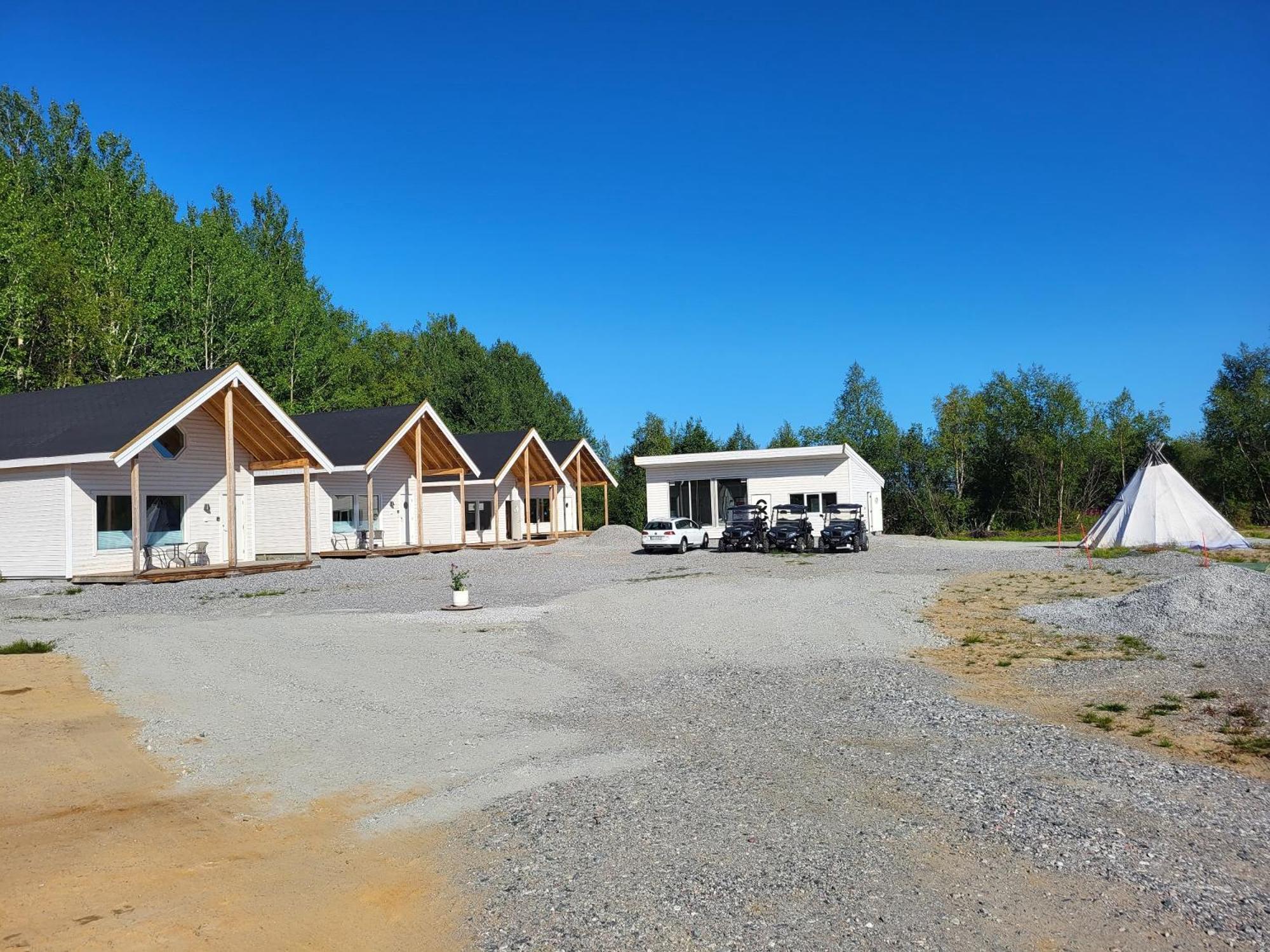 Atte Arstider Lodge Neiden 외부 사진